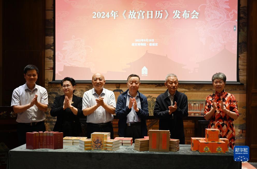 鸿弈棋牌网